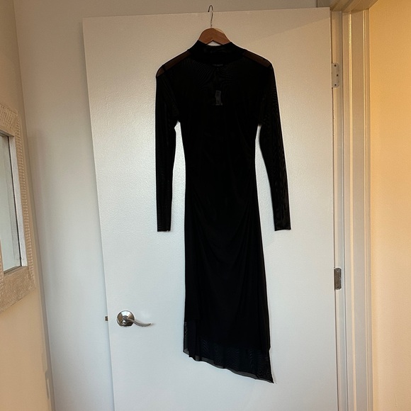 Steve Madden Mesh Black Long Sleeve Midi Dress - Picture 2 of 9